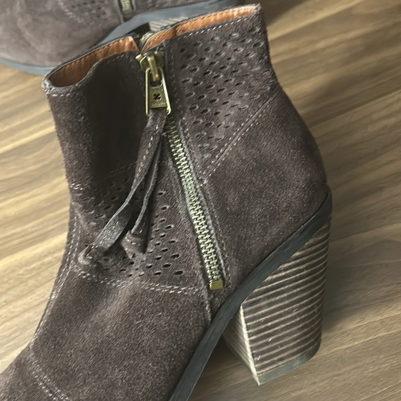 Lucky brand 8 leatherr zip ankle boots - Picture 7 of 14